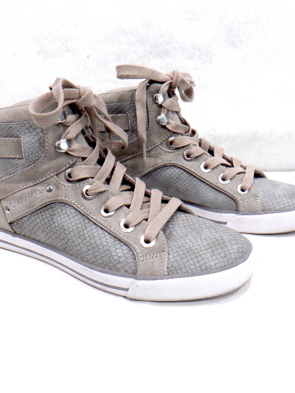 G by Guess Women's Mid-top Sneakers Size 7 - Picture 3 of 15